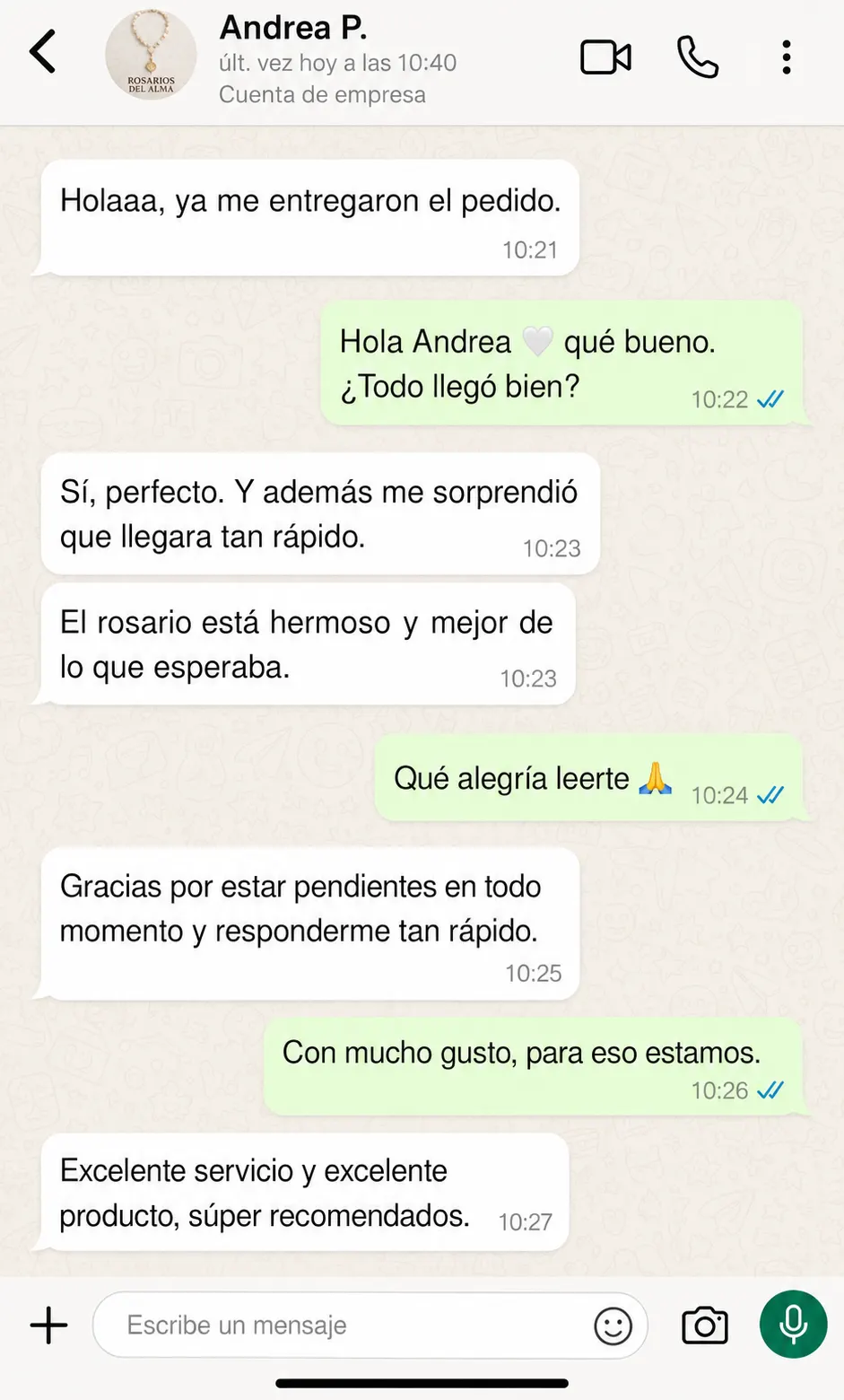 Captura de conversación de WhatsApp con Andrea P.
