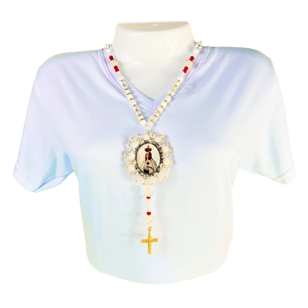 Virgen de Fátima · Nácar